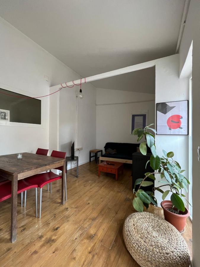 Alojamiento Con Encanto En Planta Superior Ideal Para Trabajo Y Escapadas Familiares En Montserrat Esparraguera Bagian luar foto