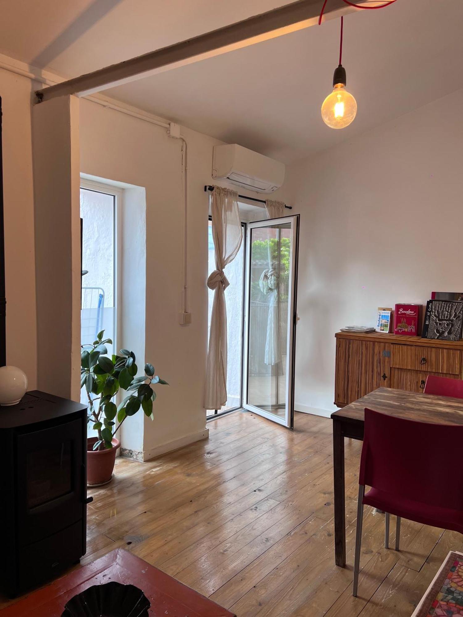 Alojamiento Con Encanto En Planta Superior Ideal Para Trabajo Y Escapadas Familiares En Montserrat Esparraguera Bagian luar foto